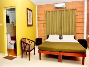 Riverine Resort Alappuzha Ngoại thất bức ảnh